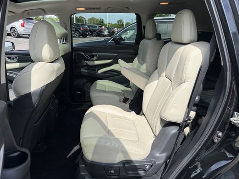 Used 2019 Subaru Ascent Limited w/ Popular Package #3 AWD/4WD image 10
