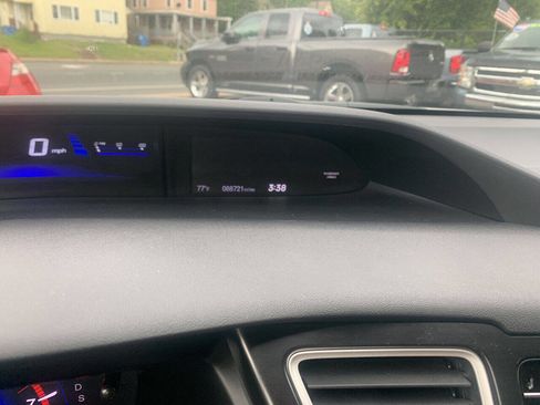 Used 2015 Honda Civic Hybrid Sedan image 16