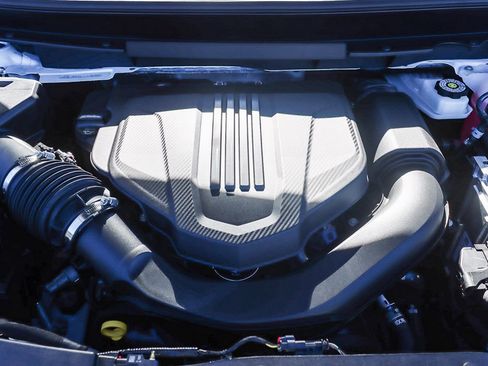 New 2026 Chevrolet Traverse LT w/ Enhanced Driving Package image 26