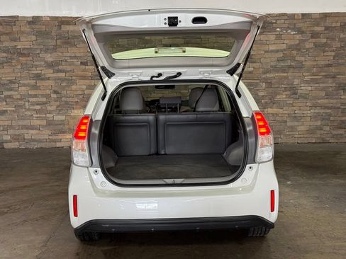 Used 2015 Toyota Prius V Five w/ Advanced Technology Package FWD image 8