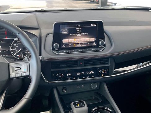 New 2026 Nissan Rogue Rock Creek image 6