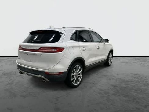 Used 2019 Lincoln MKC Reserve w/ MKC Climate Package FWD image 3