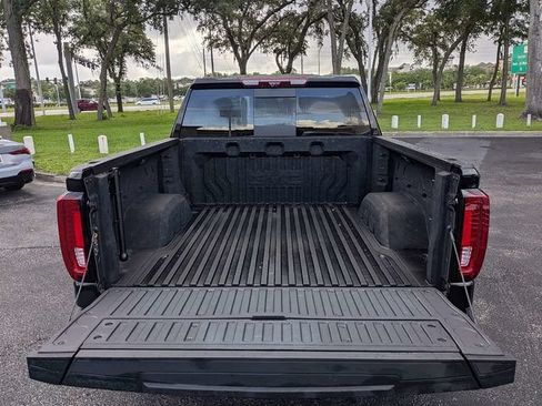 Used 2025 GMC Sierra 1500 Denali Ultimate AWD/4WD image 12