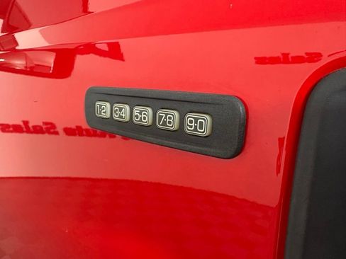 Used 2016 Ford F250 XLT w/ XLT Value Package AWD/4WD image 12