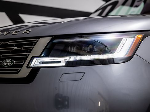 Used 2023 Land Rover Range Rover SE AWD/4WD image 15
