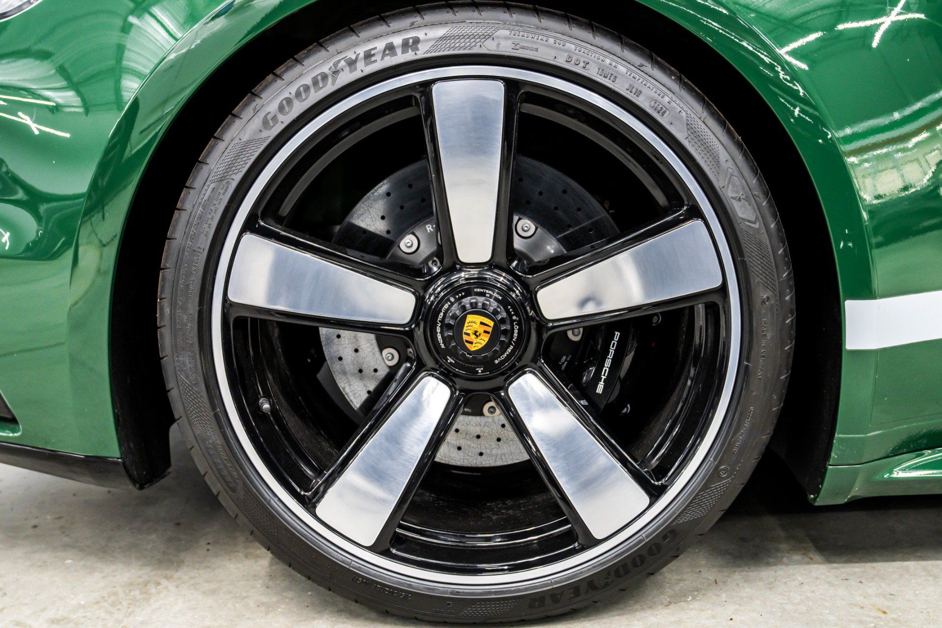 Used 2023 Porsche 911 Sport Classic RWD image 10