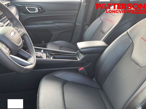 Used 2024 Jeep Compass Trailhawk AWD/4WD image 17
