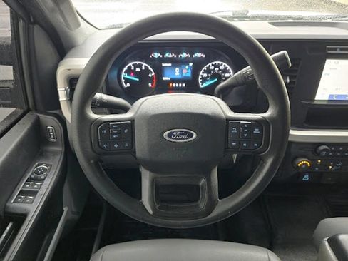Used 2023 Ford F250 XL w/ FX4 Off-Road Package AWD/4WD image 10
