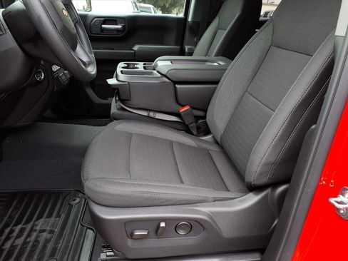 New 2026 Chevrolet Silverado 1500 Custom image 9