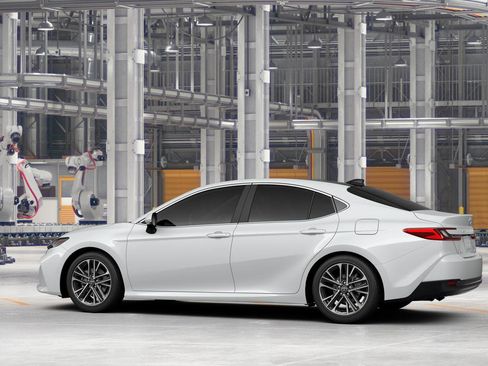 New 2026 Toyota Camry XLE FWD image 7
