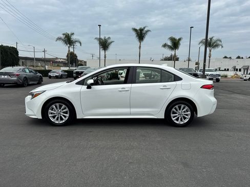 Certified 2025 Toyota Corolla LE w/ LE Premium Package FWD image 7