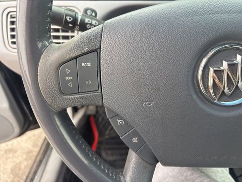 Used 2006 Buick LaCrosse CXL w/ Driver Confidence Package image 15