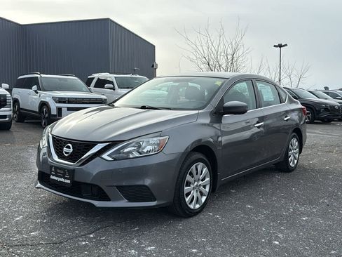 Used 2019 Nissan Sentra S image 7