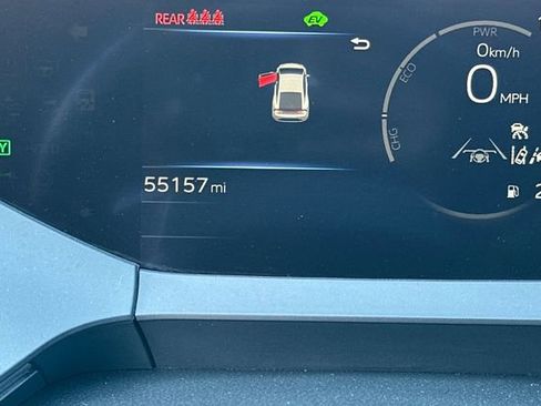 Used 2024 Toyota Prius LE image 31