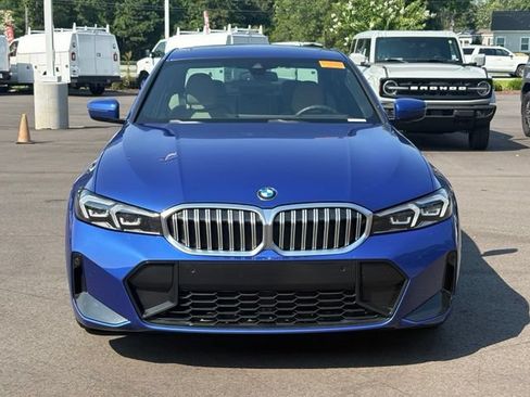 Used 2024 BMW 330i Sedan w/ M Sport Package RWD image 8