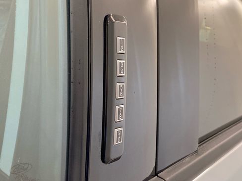 Certified 2022 Ford F150 XLT w/ Equipment Group 302A High image 14