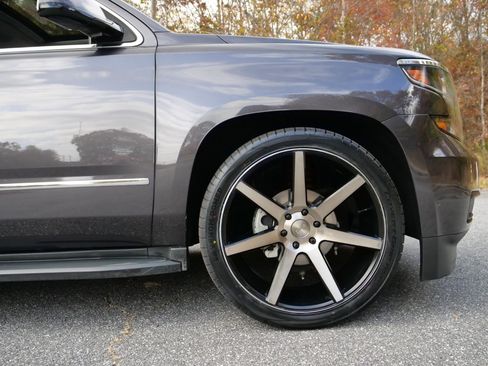 Used 2018 Chevrolet Tahoe LT image 47