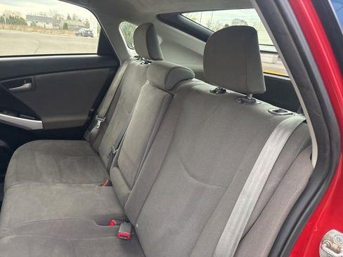 Used 2014 Toyota Prius Two image 17