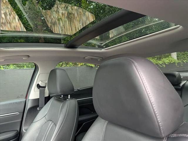 Certified 2024 Hyundai Sonata Limited FWD image 26