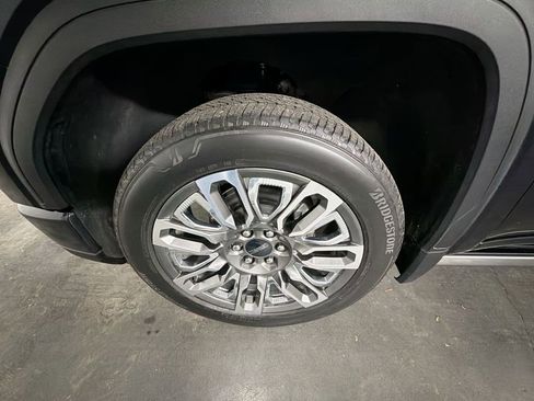 Used 2023 GMC Sierra 1500 Denali Ultimate image 34