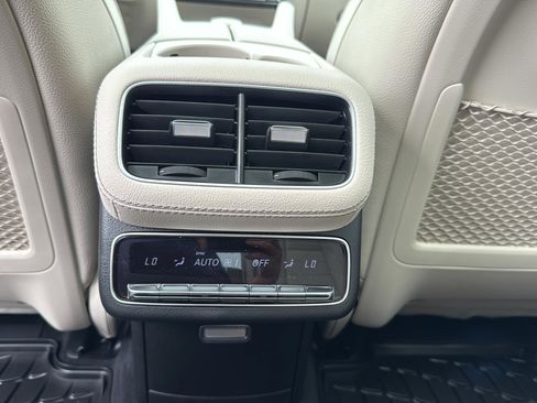 New 2026 Mercedes-Benz GLS 450 4MATIC image 39