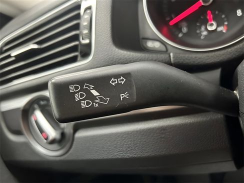 Used 2018 Volkswagen Passat 2.0T R-Line image 13