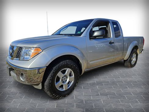 Used 2006 Nissan Frontier SE w/ (P01) Power Pkg image 3