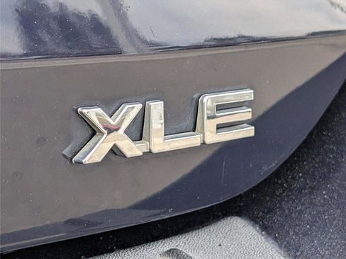 Used 2022 Toyota Highlander XLE image 33