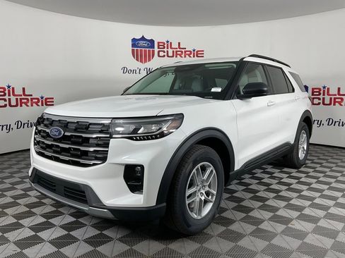 New 2026 Ford Explorer Active w/ Active Comfort Package RWD image 7