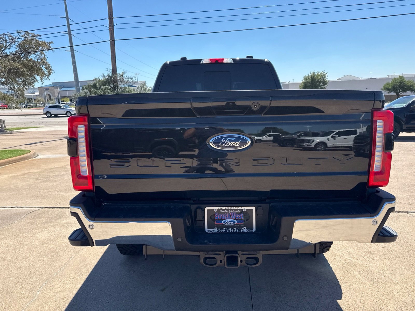 Used 2026 Ford F250 Lariat w/ Tremor Off-Road Package AWD/4WD image 6