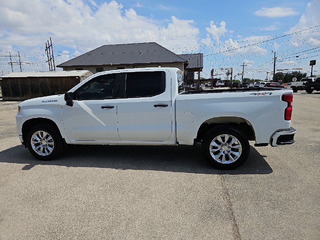 Used 2021 Chevrolet Silverado 1500 Custom AWD/4WD image 3