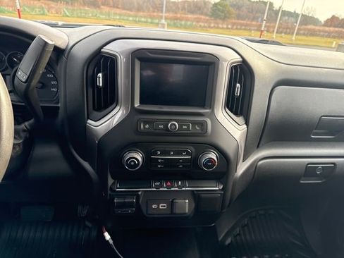 Used 2022 Chevrolet Silverado 2500 W/T w/ WT Convenience Package image 18