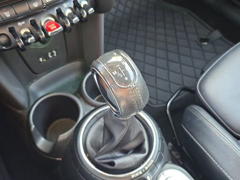 Used 2016 MINI Cooper 2-Door Hardtop image 21