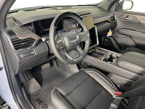 New 2026 GMC Acadia Denali w/ Super Cruise Package AWD/4WD image 3