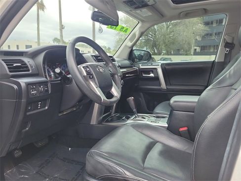 Used 2017 Toyota 4Runner Limited image 9