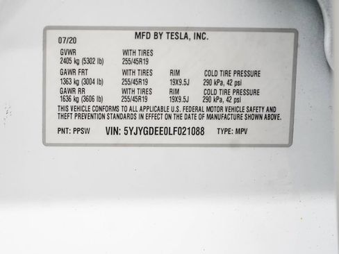 Used 2020 Tesla Model Y Long Range AWD/4WD image 34