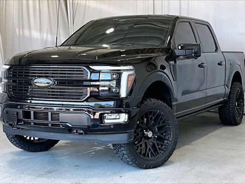 Used 2025 Ford F150 Platinum AWD/4WD image 2