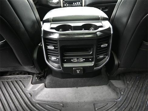 Used 2019 RAM 1500 Laramie image 23