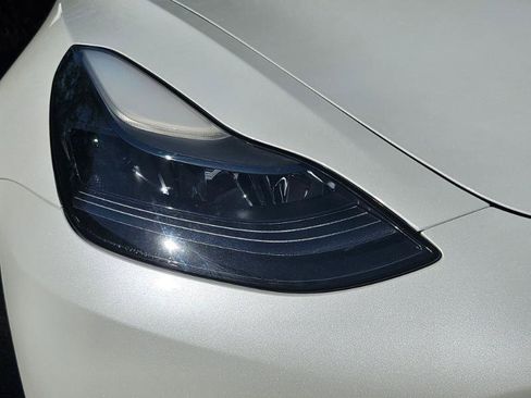 Used 2023 Tesla Model 3 Standard Range image 24