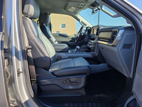 Used 2025 Ford F150 Lariat w/ Equipment Group 501A Mid image 10