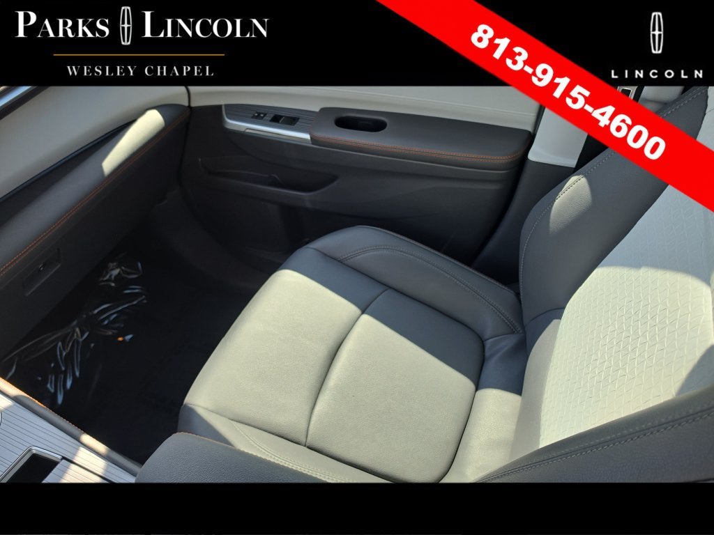 Used 2024 Toyota Sienna XSE w/ XSE Plus Package FWD image 14