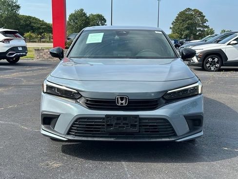 Used 2023 Honda Civic Sport image 8