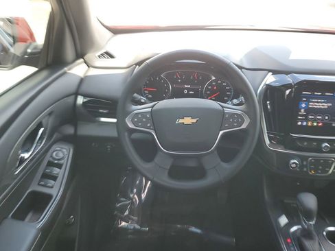 Certified 2023 Chevrolet Traverse LT FWD image 17