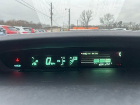 Used 2011 Toyota Prius Three w/ Navigation Pkg image 4