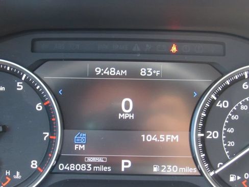 Used 2023 Mitsubishi Outlander ES FWD image 32