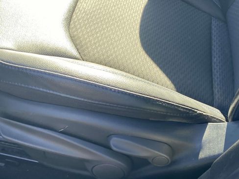 Used 2024 Jeep Compass Latitude image 16