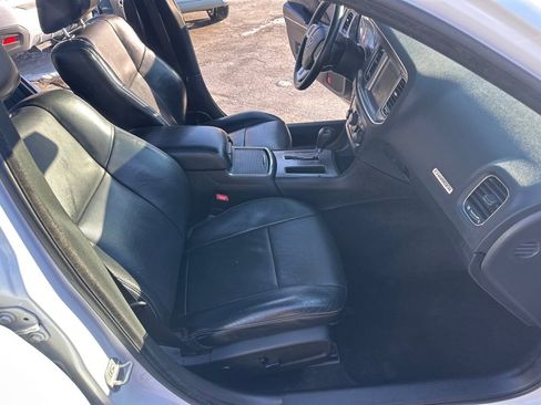 Used 2014 Dodge Charger R/T image 34