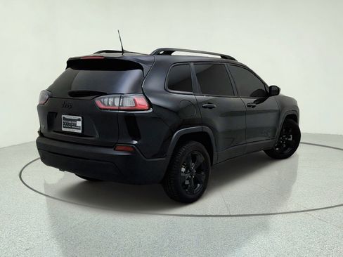 Used 2021 Jeep Cherokee Latitude Plus FWD image 9