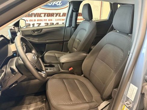 Used 2025 Ford Escape Active w/ Cold Weather Package image 10