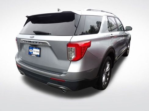 Used 2022 Ford Explorer Limited image 15